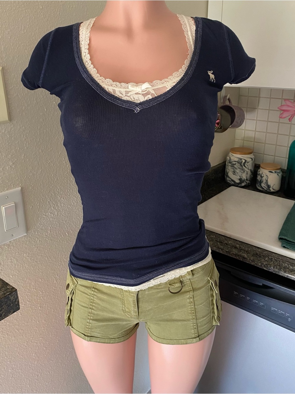 Y2k Abercrombie & Fitch navy blue short sleeve v neck top